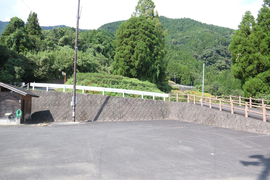 江里山農村広場2