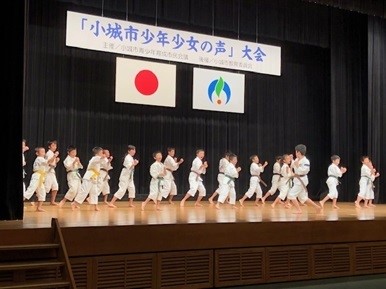 少林寺憲法による演舞の様子