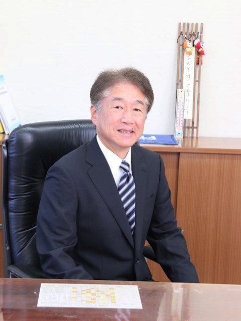 小城市教育長