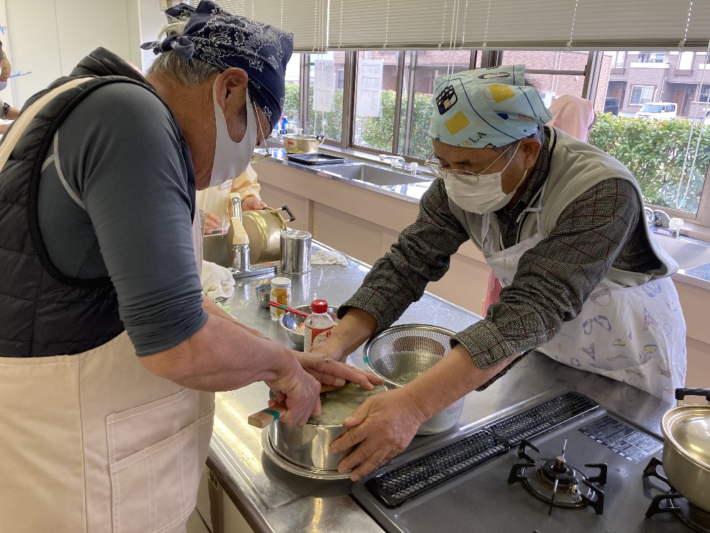 男性料理教室の様子