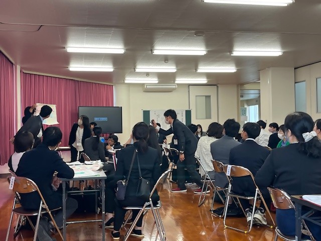 2023年11月8日小城市教育研究大会牛津小学校の写真