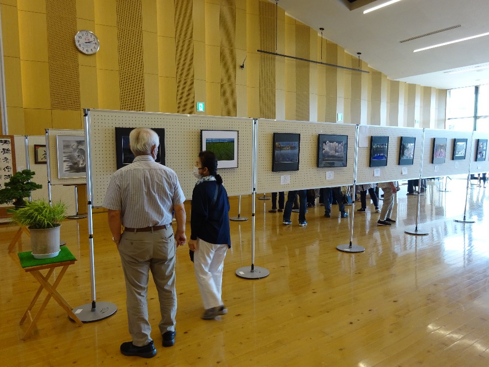 美術工芸展2階