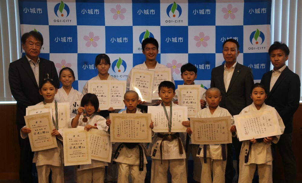 日本空手協会小城支部表敬訪問の写真