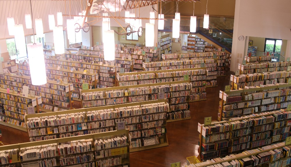 市民図書館小城館