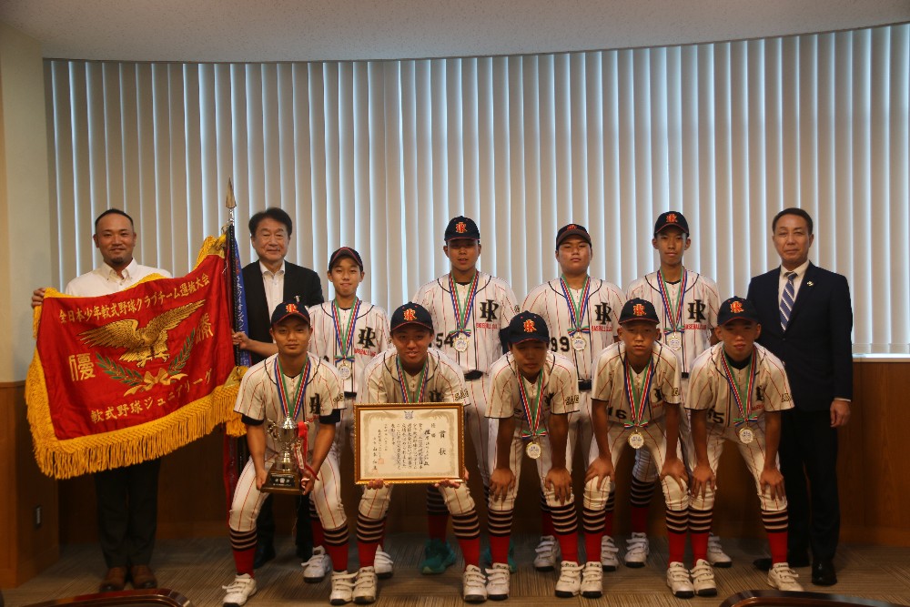IKベースボールクラブ表敬訪問