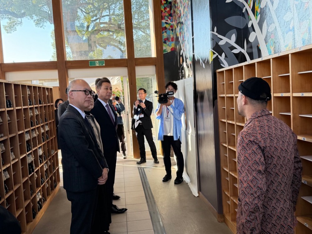 小城高校壁画披露会