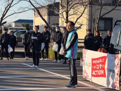 日本生命・佐賀バルーナーズ清掃活動