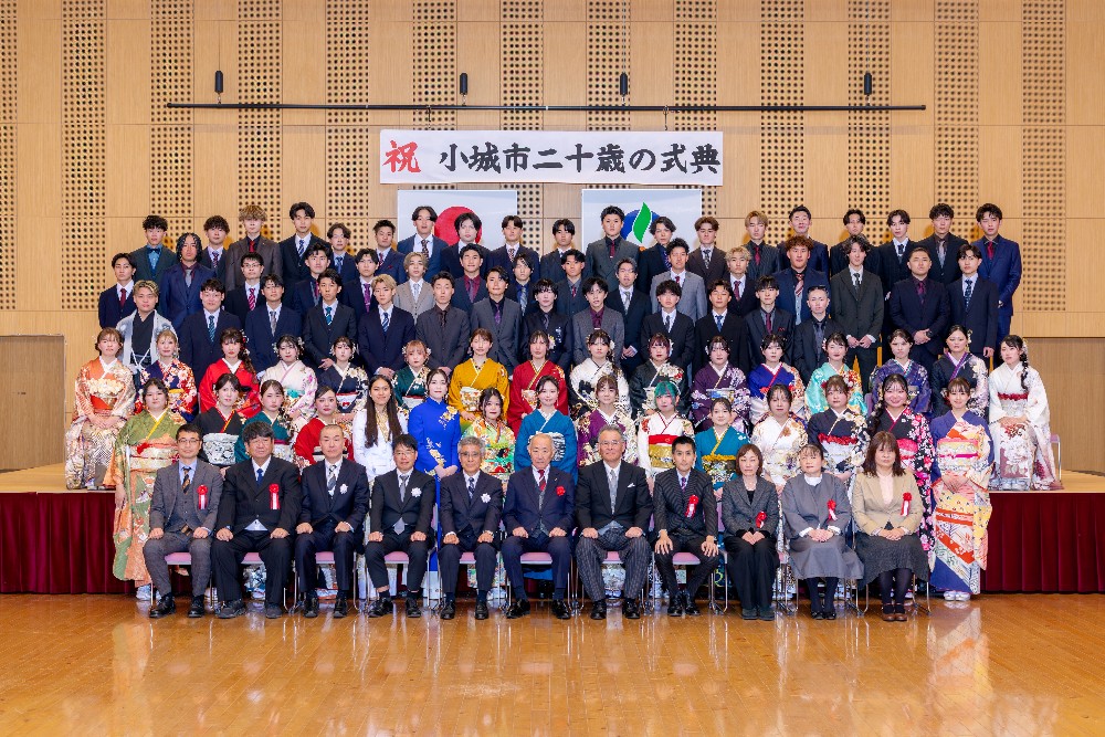 二十歳の式典＿小城会場＿桜岡、岩松