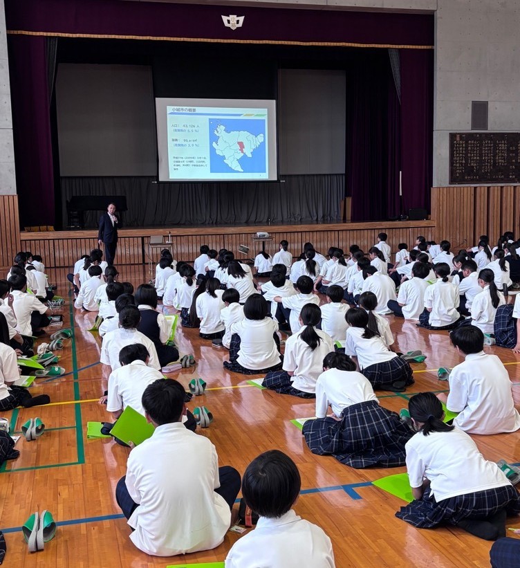 小城中学校出前授業