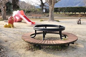 陽だまりの丘公園遊び場写真3